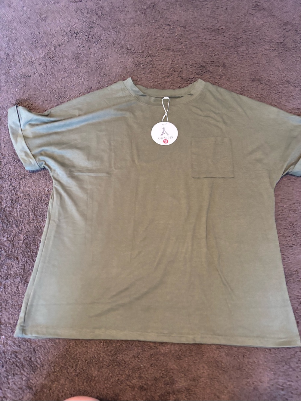 Women oversized army green Tshirt with pocket size medium - NWT